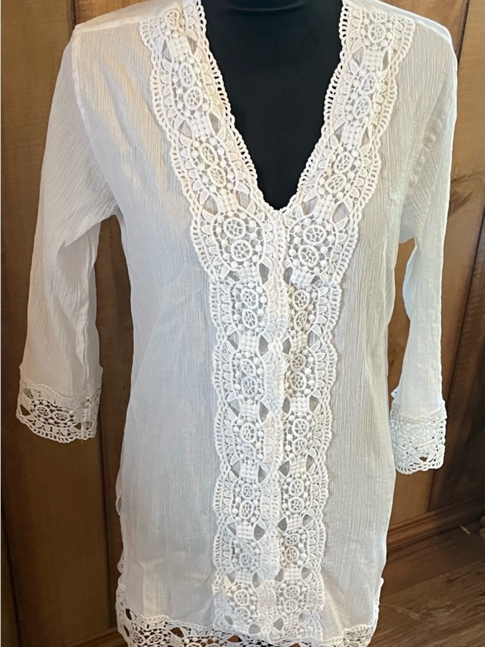 Isaac Mizrahi White Crochet-Trim Swim Coverup